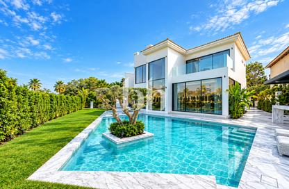 Villa - 5 - 6 for rent in Entertainment Foyer - Mediterranean Clusters - Jumeirah Islands - Dubai