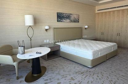 Apartment - Studio - 1 Bathroom for rent in The Palm Tower - Palm Jumeirah - Dubai