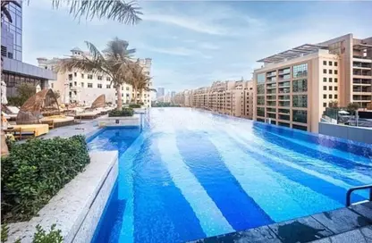 Apartment - Studio for rent in The Palm Tower - Palm Jumeirah - Dubai