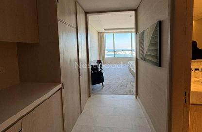 Apartment - Studio - 1 Bathroom for rent in The Palm Tower - Palm Jumeirah - Dubai