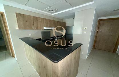Apartment - 1 Bedroom - 2 Bathrooms for sale in Continental Tower - Dubai Marina - Dubai