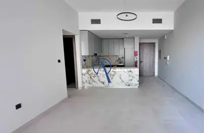 Apartment - 1 Bedroom - 2 Bathrooms for rent in Amal Tower - Dubai Sports City - Dubai