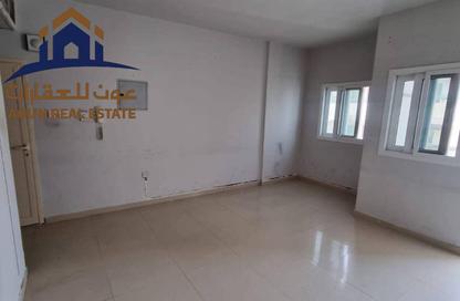 Apartment - Studio - 1 Bathroom for rent in Al Butina 9 Building - Al Butina - Sharjah