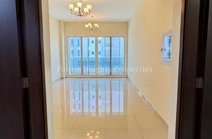 Apartment - 1 Bedroom - 2 Bathrooms for rent in Waqf Al Sheikha Latifa Al Kabeer Building - Al Warqa'a 1 - Al Warqa'a - Dubai