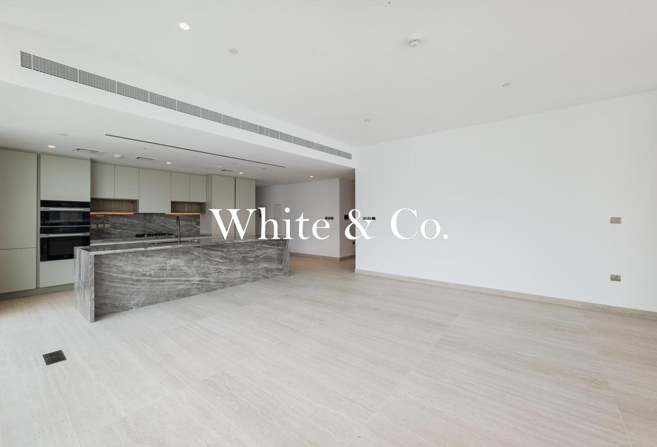 Full Palm Views | 2 Bed+Maid | Brand New photo 4