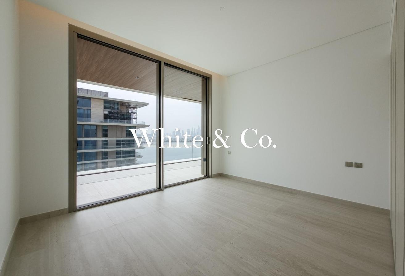 Full Palm Views | 2 Bed+Maid | Brand New photo 16