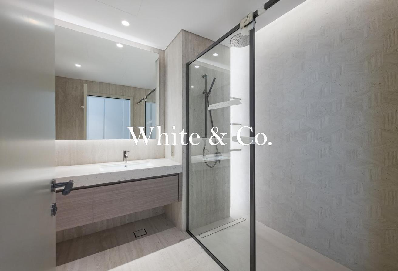 Full Palm Views | 2 Bed+Maid | Brand New photo 17
