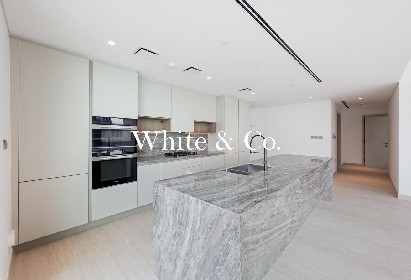 Full Palm Views | 2 Bed+Maid | Brand New photo 8