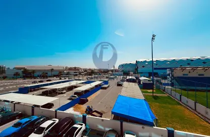 شقة - 2 غرف نوم - 3 حمامات للايجار في مبنى النصر المركزي - عود ميثاء - بر دبي - دبي