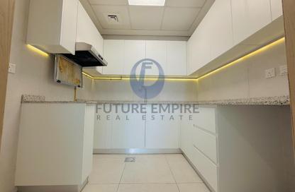 Apartment - 2 Bedrooms - 3 Bathrooms for rent in Al Nasr Central Building - Oud Metha - Bur Dubai - Dubai