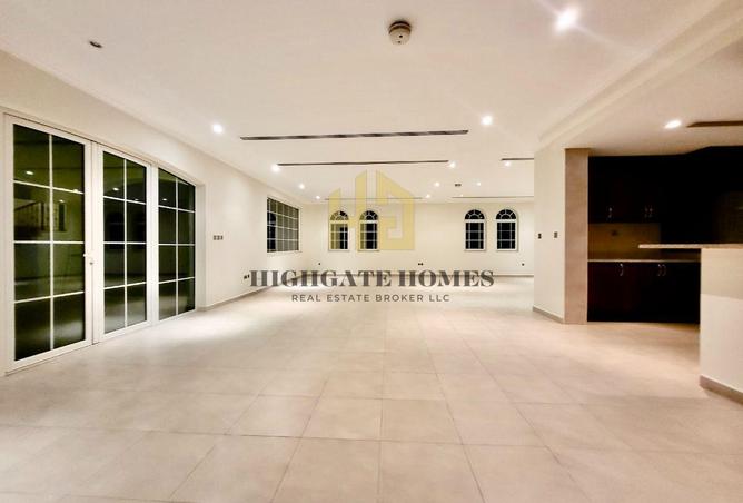 64404687 - Property Image 2