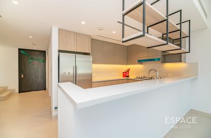Townhouse - 3 - 4 for rent in Aura Gardens - Tilal Al Ghaf - Dubai