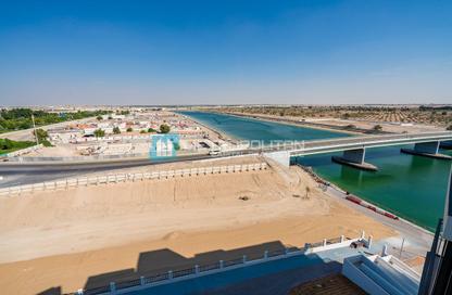 Apartment - 1 - 2 for sale in Waters Edge - Yas Island - Abu Dhabi