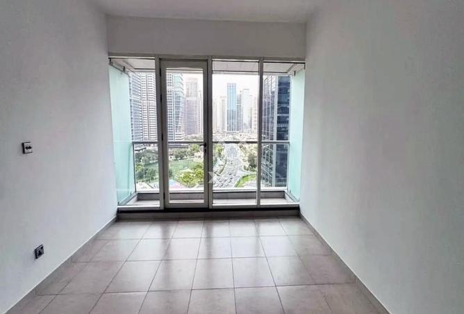 85313825 - Property Image 3