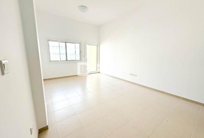 135602167 - Property Main Image