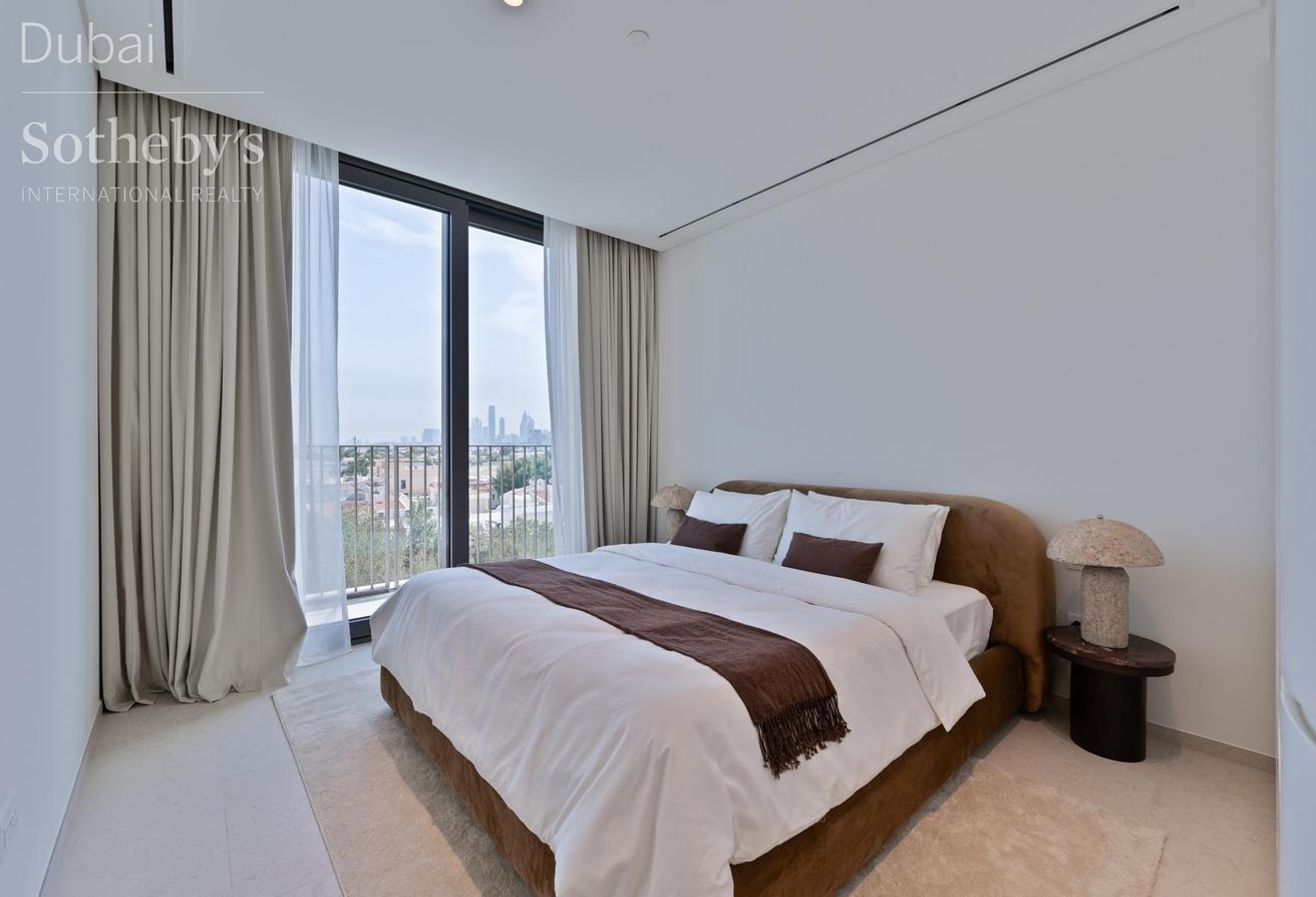 Turnkey Apartment with Burj Khalifa Views photo 8