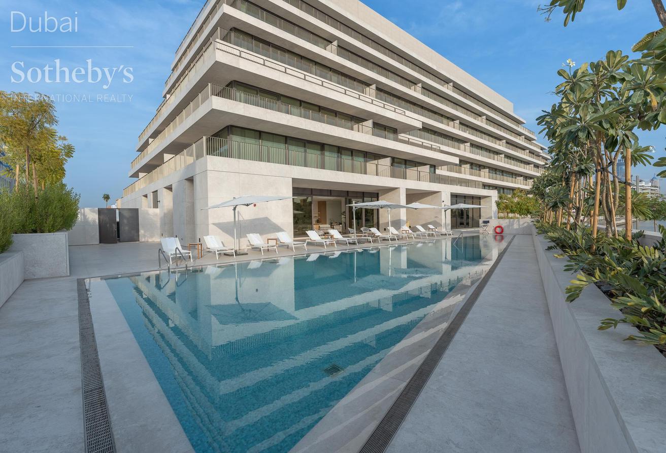 Turnkey Apartment with Burj Khalifa Views photo 11