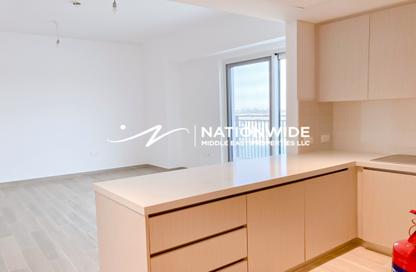 Apartment - 2 - 2 for sale in Waters Edge - Yas Island - Abu Dhabi