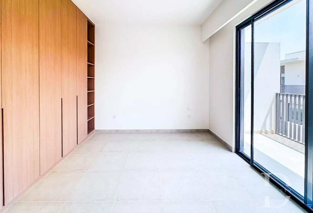 132967588 - Property Main Image