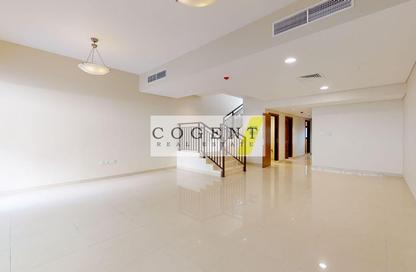 Villa - 3 Bedrooms - 4 Bathrooms for rent in Jumeirah 1 Villas - Jumeirah 1 - Jumeirah - Dubai