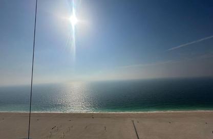 Apartment - 2 Bedrooms - 3 Bathrooms for rent in Ajman Corniche Residences - Ajman Corniche Road - Ajman