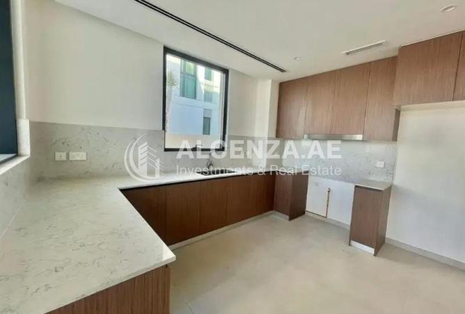 145077100 - Property Image 2