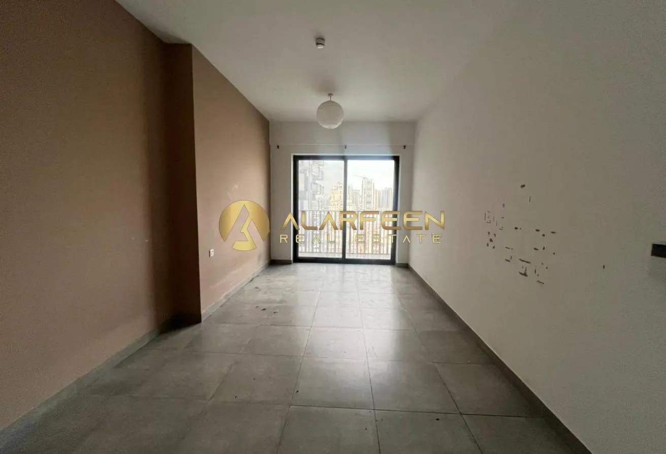 84063540 - Property Main Image