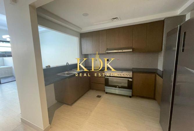 135143793 - Property Image 3