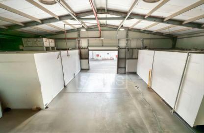 Warehouse - Studio for rent in SG 13 Building - Industrial Area 13 - Sharjah Industrial Area - Sharjah