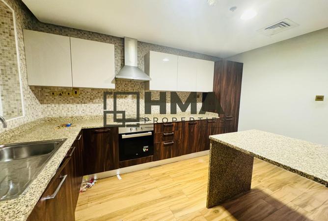 82822094 - Property Image 3