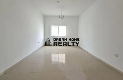 شقة - غرفة نوم - 1 حمام للايجار في شارع التعاون الجديد - التعاون - الشارقة