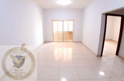 Apartment - 1 Bedroom - 2 Bathrooms for rent in Muwailih Building - Muwaileh - Sharjah