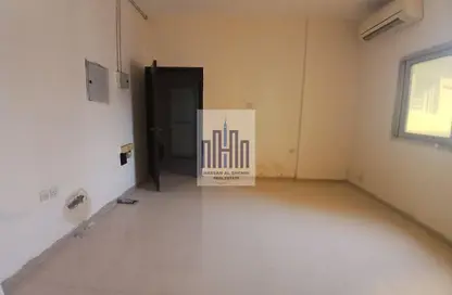 شقة - 2 غرف نوم - 1 حمام للايجار في طريق فاير ستاشن - مويلح - الشارقة