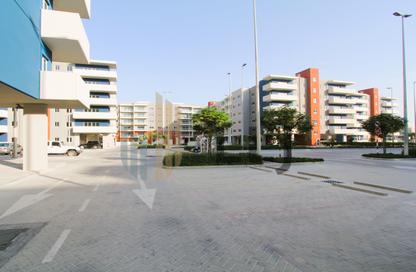 Apartment - 1 - 2 for sale in Tower 1 - Al Reef Downtown - Al Reef - Abu Dhabi
