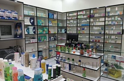 Shop - Studio for rent in Al Barsha 1 - Al Barsha - Dubai