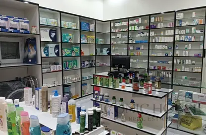 Shop - Studio for rent in Al Barsha 1 - Al Barsha - Dubai