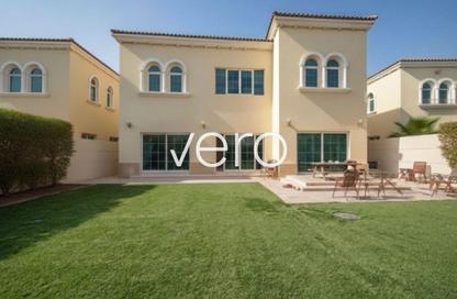 Villa - 4 Bedrooms - 5 Bathrooms for rent in District 5 - Jumeirah Park - Dubai