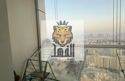 شقة - 2 غرف نوم - 2 حمامات للايجار في مساكن كورنيش عجمان - طريق كورنيش عجمان - عجمان