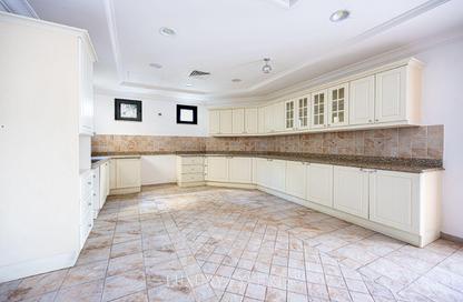 Villa - 5 Bedrooms - 5 Bathrooms for rent in Garden Homes Frond D - Garden Homes - Palm Jumeirah - Dubai
