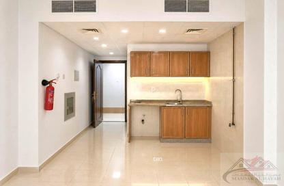 Apartment - Studio - 1 Bathroom for rent in Muwaileh 29 Building - Muwaileh - Sharjah