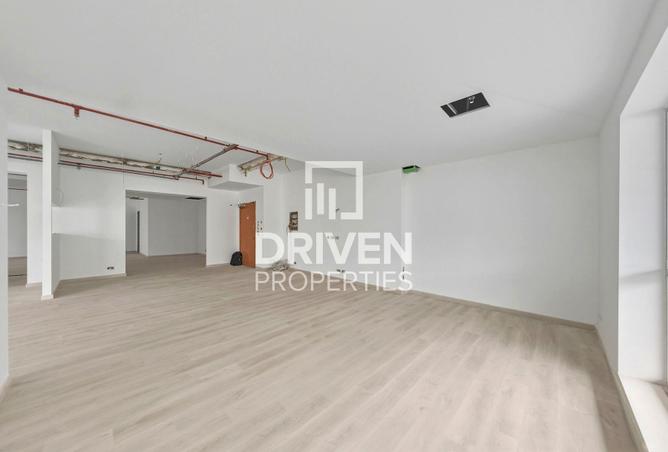 76565877 - Property Image 3