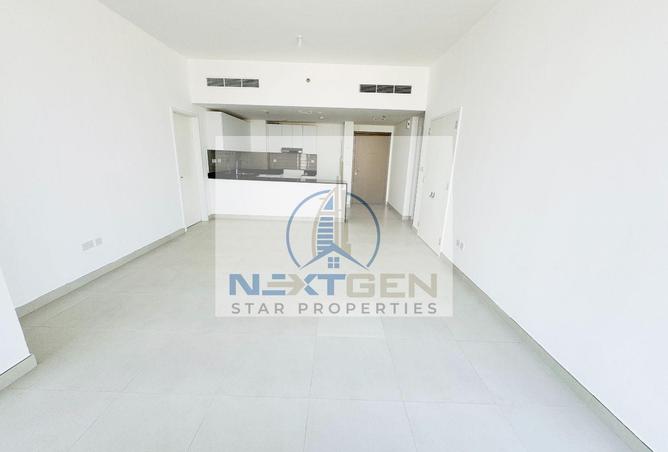 107726101 - Property Image 2