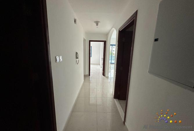 73111647 - صورة العقار 3