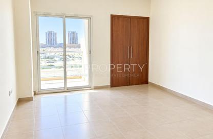 Apartment - 1 - 2 for sale in Golf View Residence - Dubai Sports City - Dubai