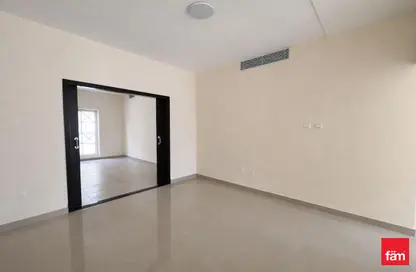 تاون هاوس - 5 غرف نوم - 4 حمامات للايجار في لا بيل فيو - الضاحية 13 - قرية جميرا الدائرية - دبي