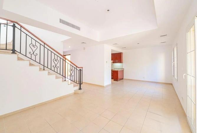 16110103 - Property Image 2