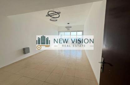 Apartment - 3 - 4 for sale in Beach Tower 1 - Al Khan Lagoon - Al Khan - Sharjah