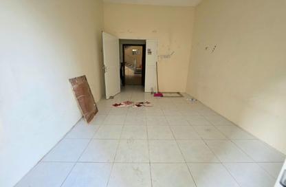 Apartment - 2 Bedrooms - 1 Bathroom for rent in Al Butina 9 Building - Al Butina - Sharjah Apartment - 2 Bedrooms - 1 Bathroom for rent in Al Butina 9 Building - Al Butina - Sharjah