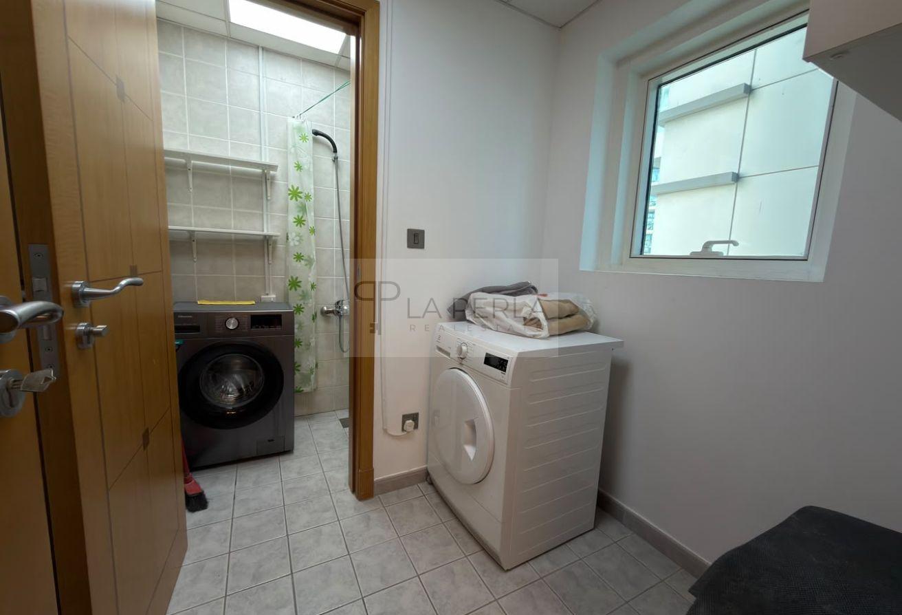 Luxury 2BR |Maid’s Room & Study| Full Marina View photo 11