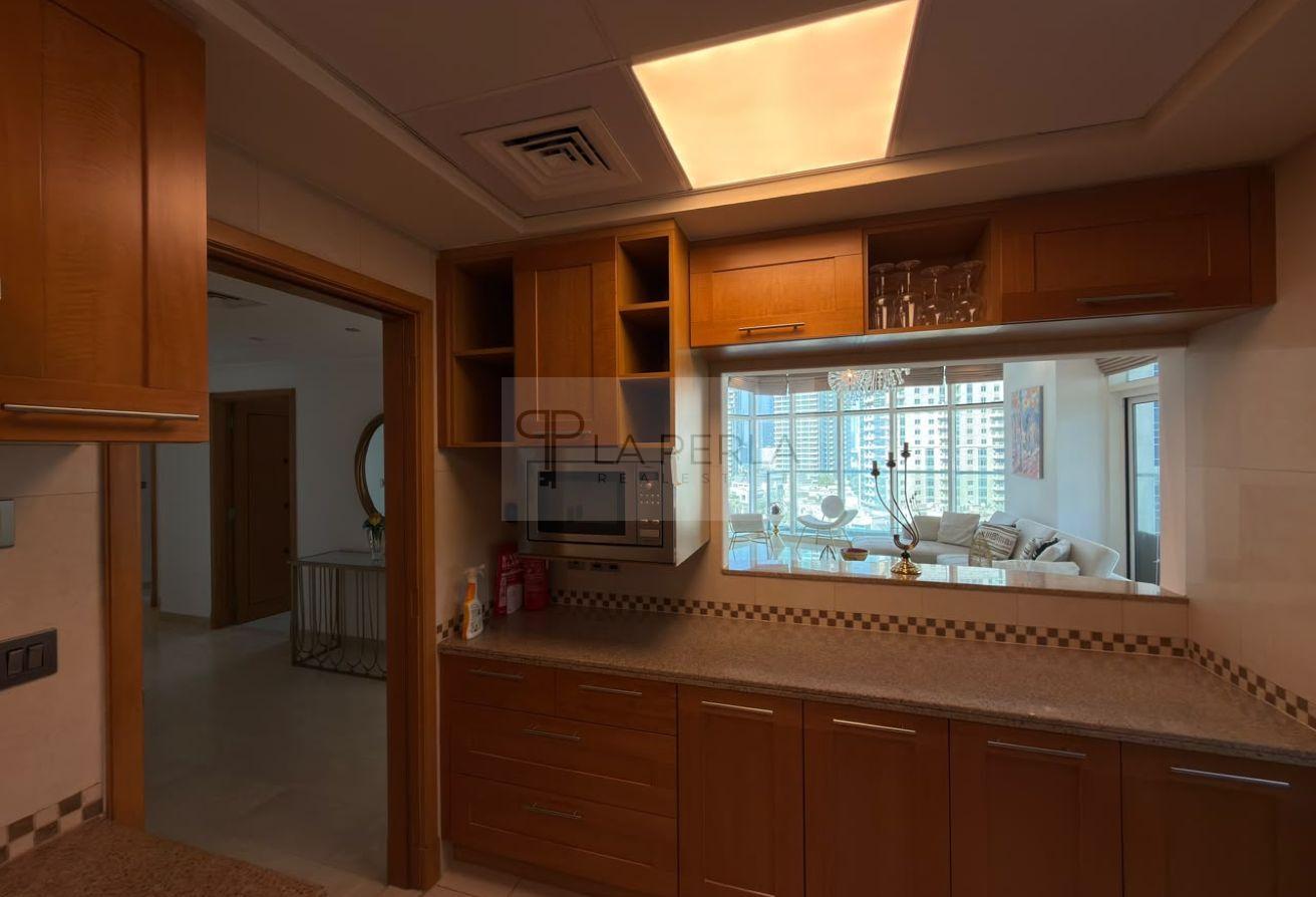 Luxury 2BR |Maid’s Room & Study| Full Marina View photo 10
